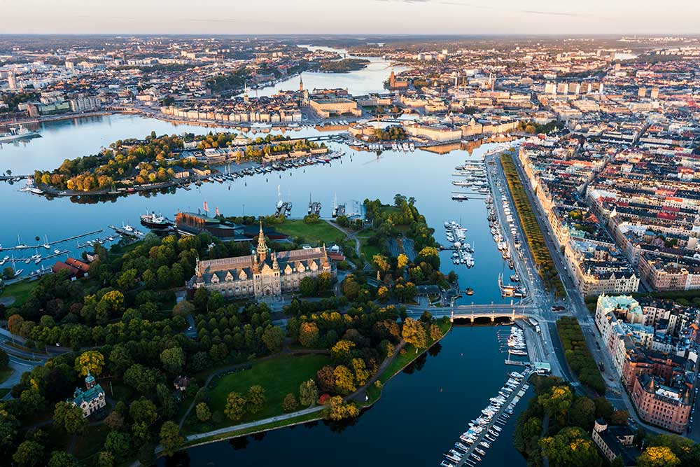 Paljud Stockholmi kõige populaarsemad muuseumid ja vaatamisväärsused asuvad Djurgårdeni saarel. Foto: Henrik Trygg / Visit Stockholm