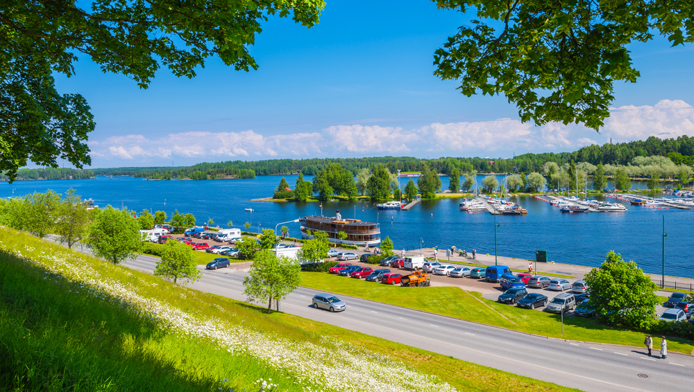 Lappenrantaa vahetus läheduses asub ka Soome suurim ja kõige kaunim järv Saimaa